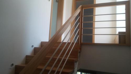 klasyczne-schody-na-beton-sch17