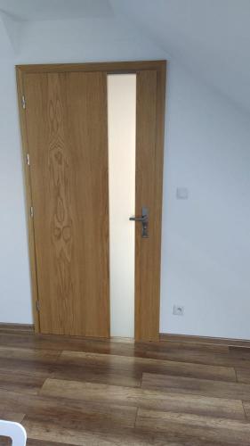 drzwi-drewniane-wewnetrzne-dw58